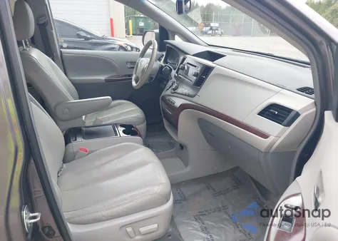 2013 Toyota Sienna Xle V6 8 Passenger from USA, damaged, VIN 5TDYK3DC5DS319643